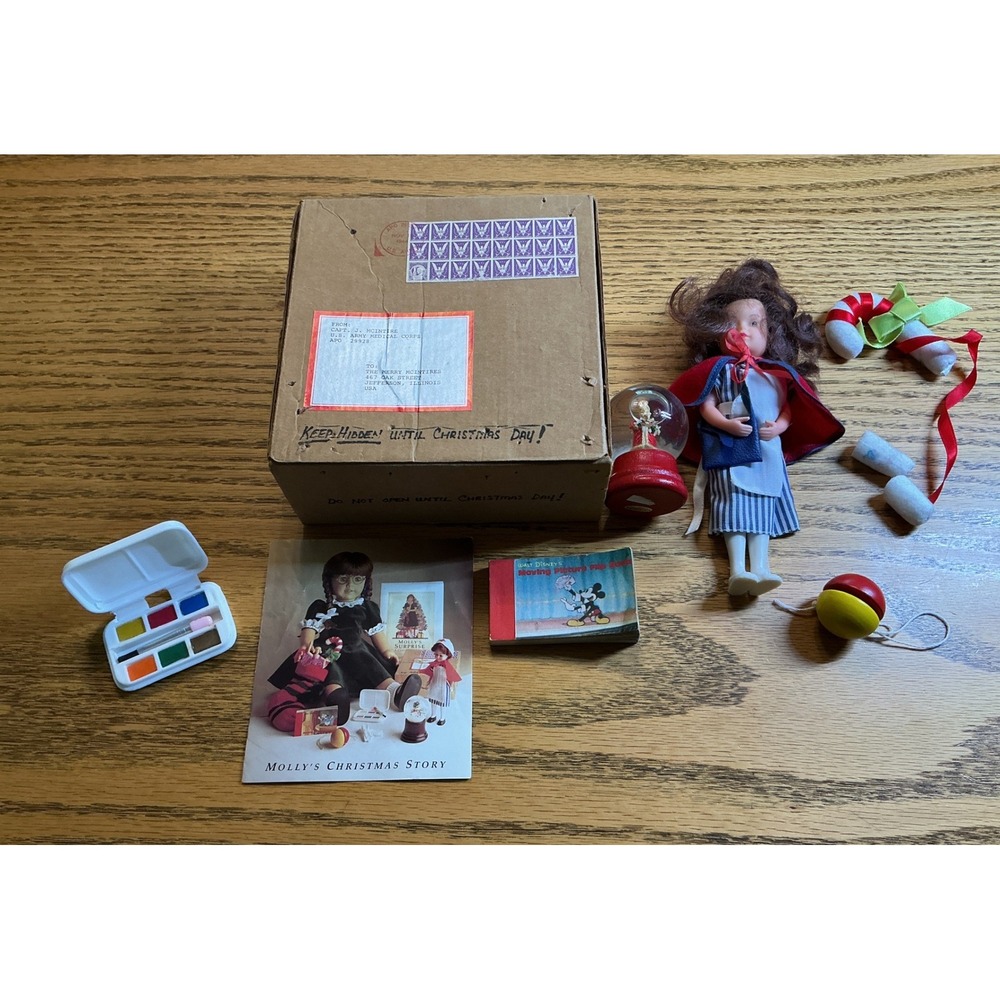 American Girl Pleasant Company Molly Christmas Box Accessories Set 1988 Vintage